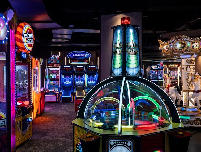 Modern and Classic Arcade Games
